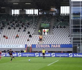 8868体育-有生之年，德甲永恒纪录续写！谁的40球含金量更高？